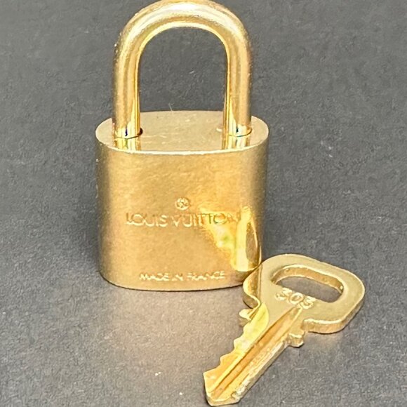 LOUIS VUITTON Lock WITH Key #303 - Picture 2 of 3